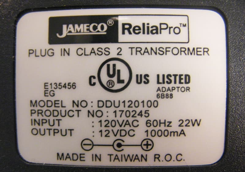 Power adaptor with AC rating